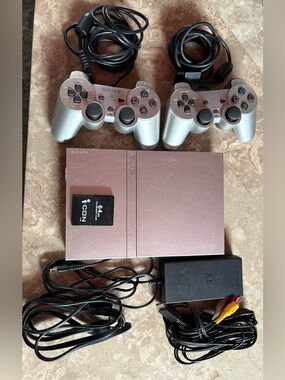 **SOLD** Sony PlayStation 2 (PS2) Slim Silver SCPH-79001 Bundle TESTED